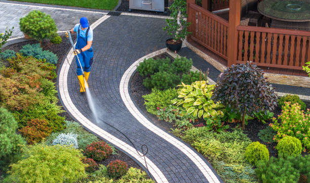 Best Residential Pressure Washing Services  in West Ishpeng, MI